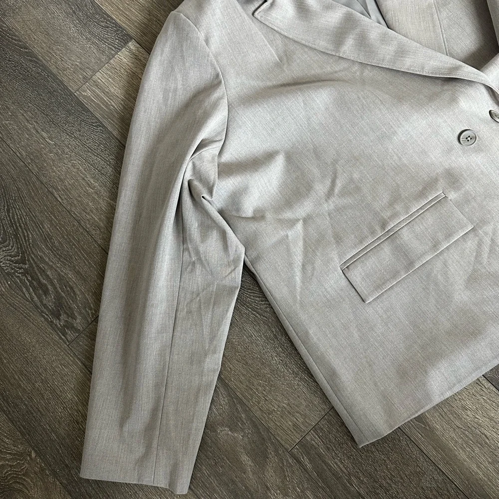 The Drop by Amazon Women's Beige Double-Breasted Blazer - Picture 5 of 11